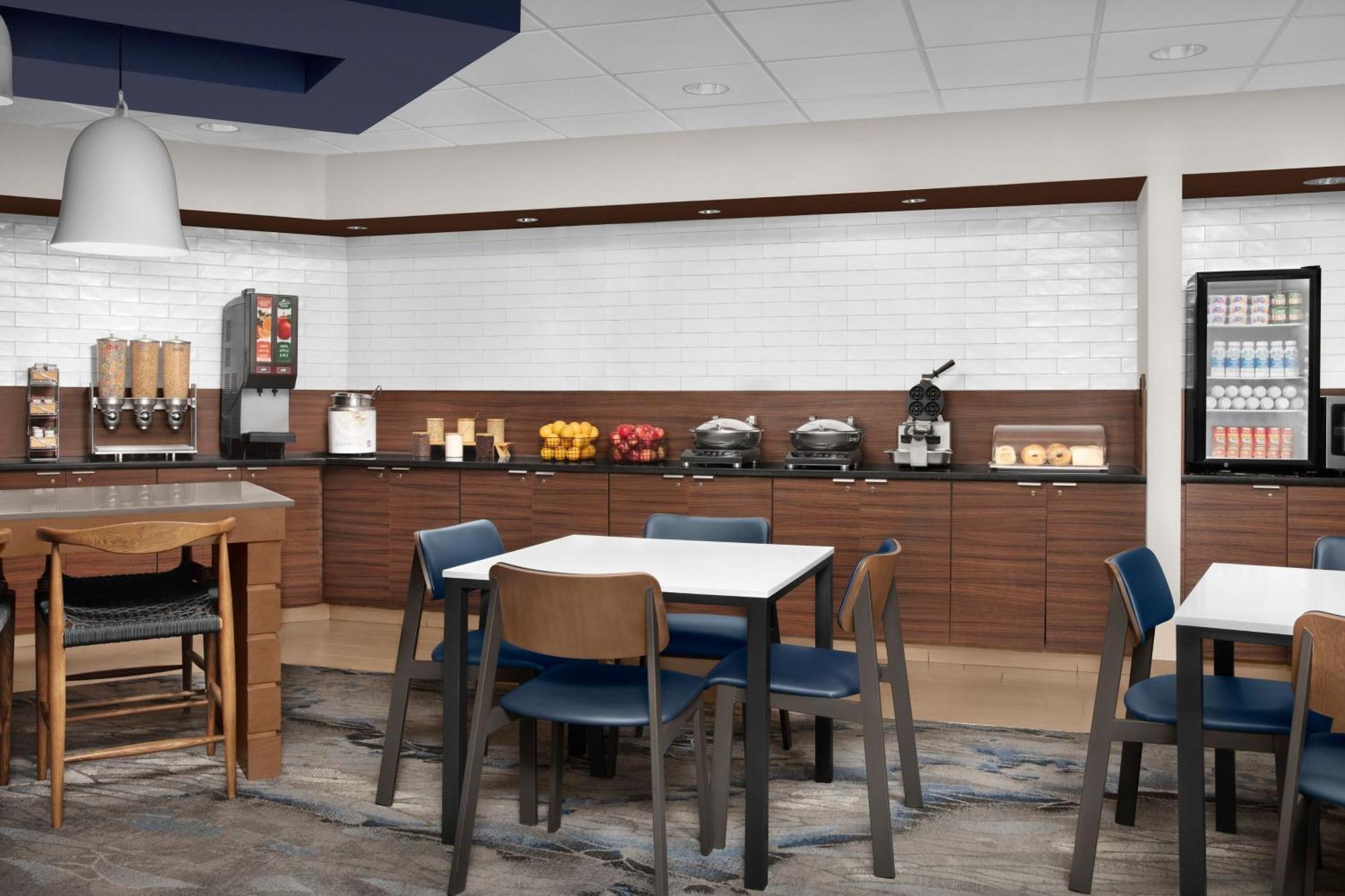 Fairfield Inn & Suites Dulles Airport Sterling Exterior photo