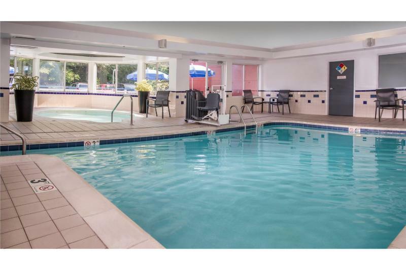 Fairfield Inn & Suites Dulles Airport Sterling Exterior photo